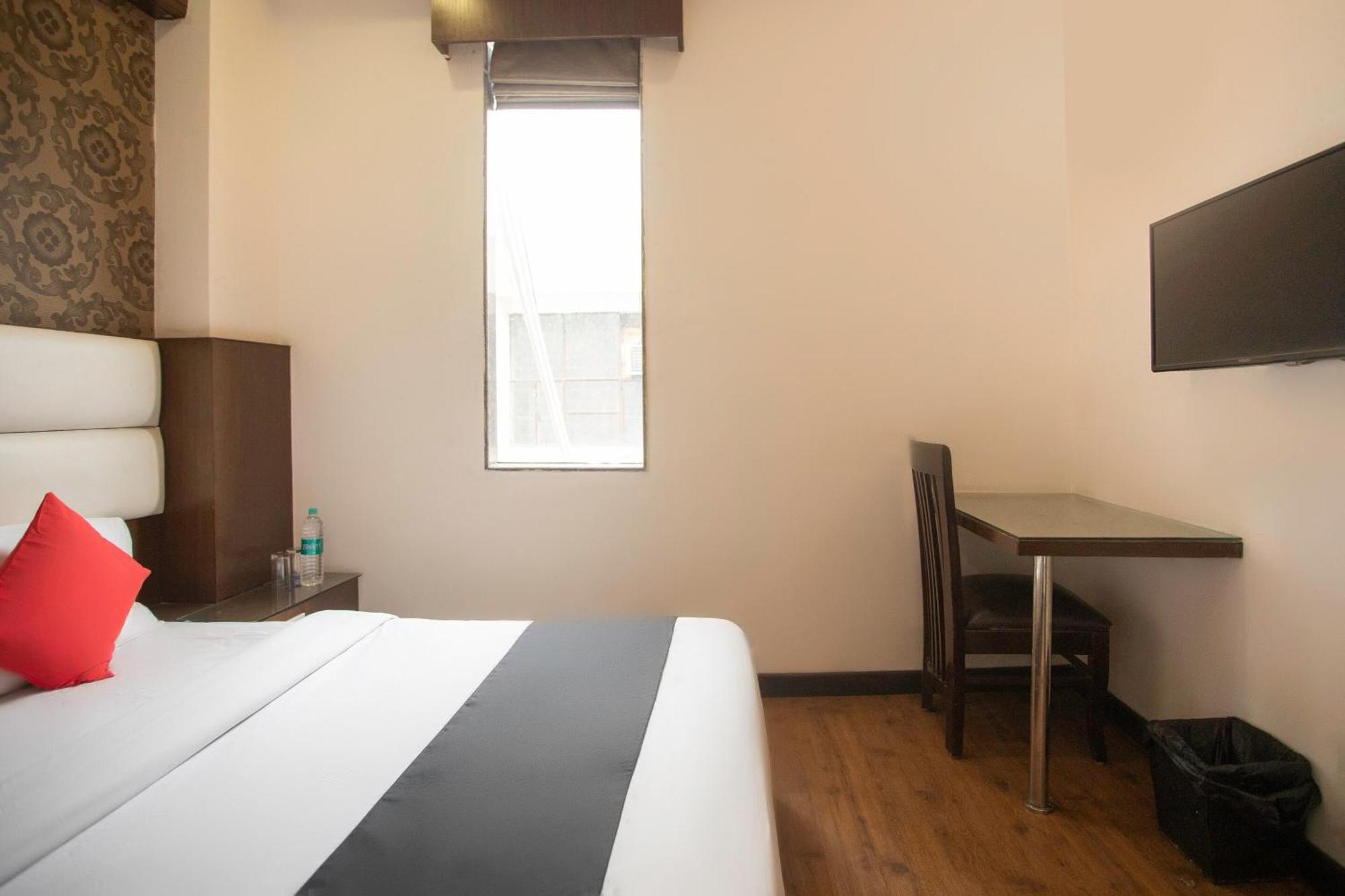 Hotel O Parktel Indirapuram المظهر الخارجي الصورة