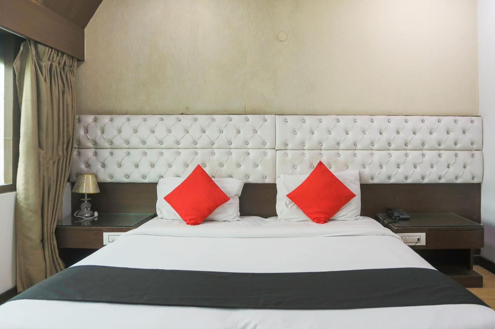 Hotel O Parktel Indirapuram المظهر الخارجي الصورة