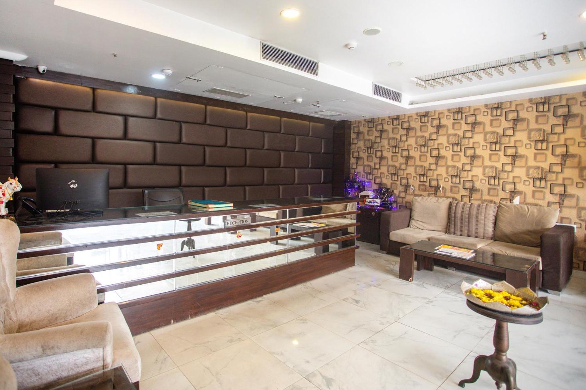 Hotel O Parktel Indirapuram المظهر الخارجي الصورة